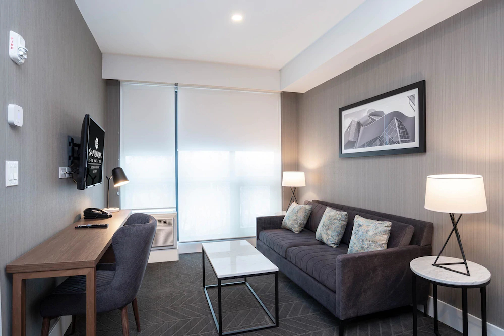 Sandman Signature Sherwood Park Hotel