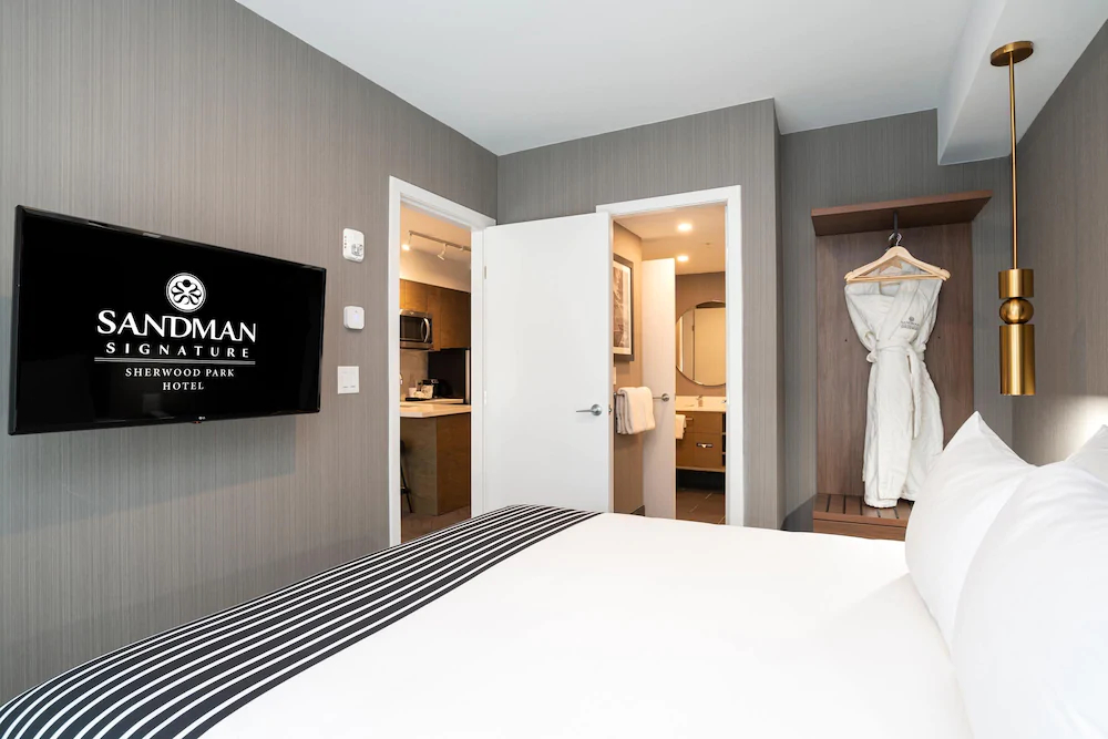 Sandman Signature Sherwood Park Hotel