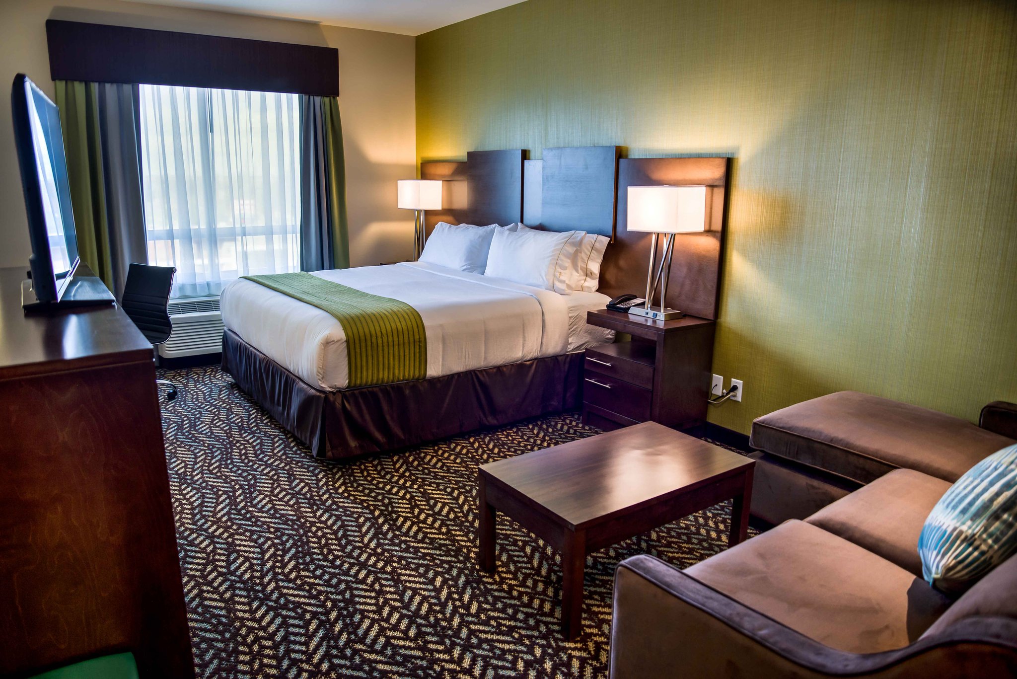 Holiday Inn Express & Suites Spruce Grove - Stony Plain