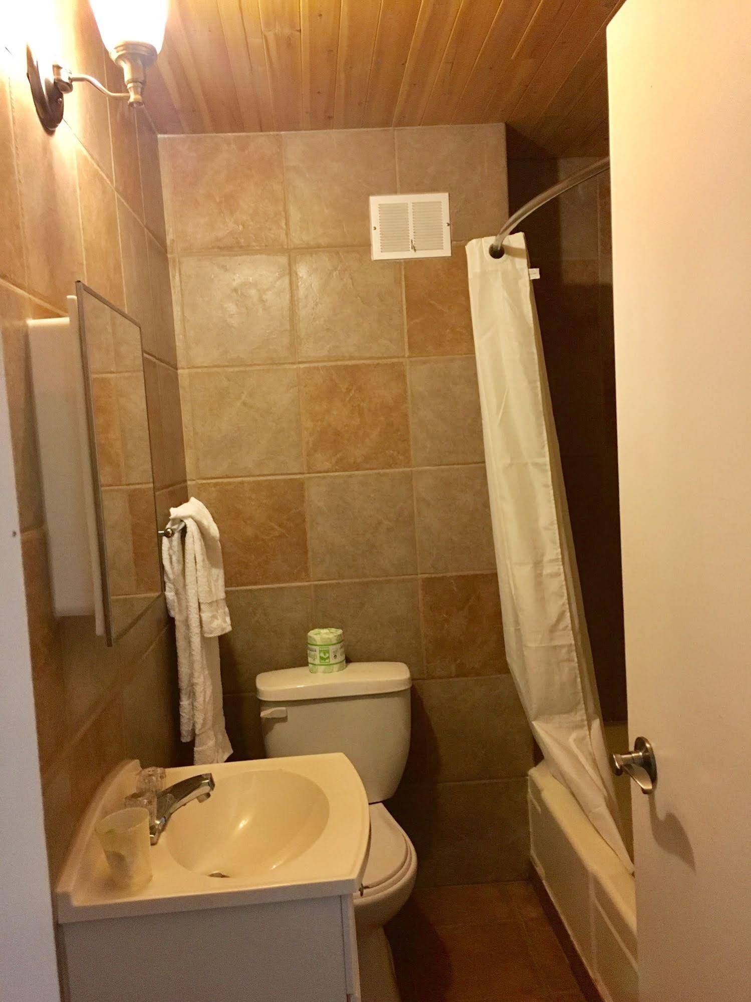 Stettler Hotel
