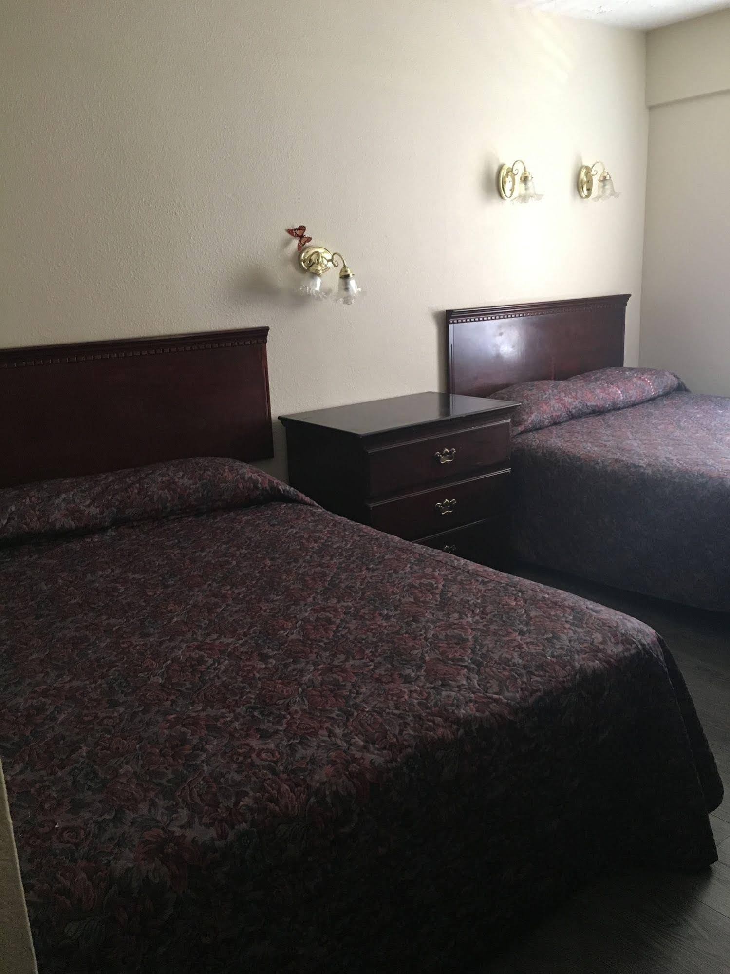 Stettler Hotel