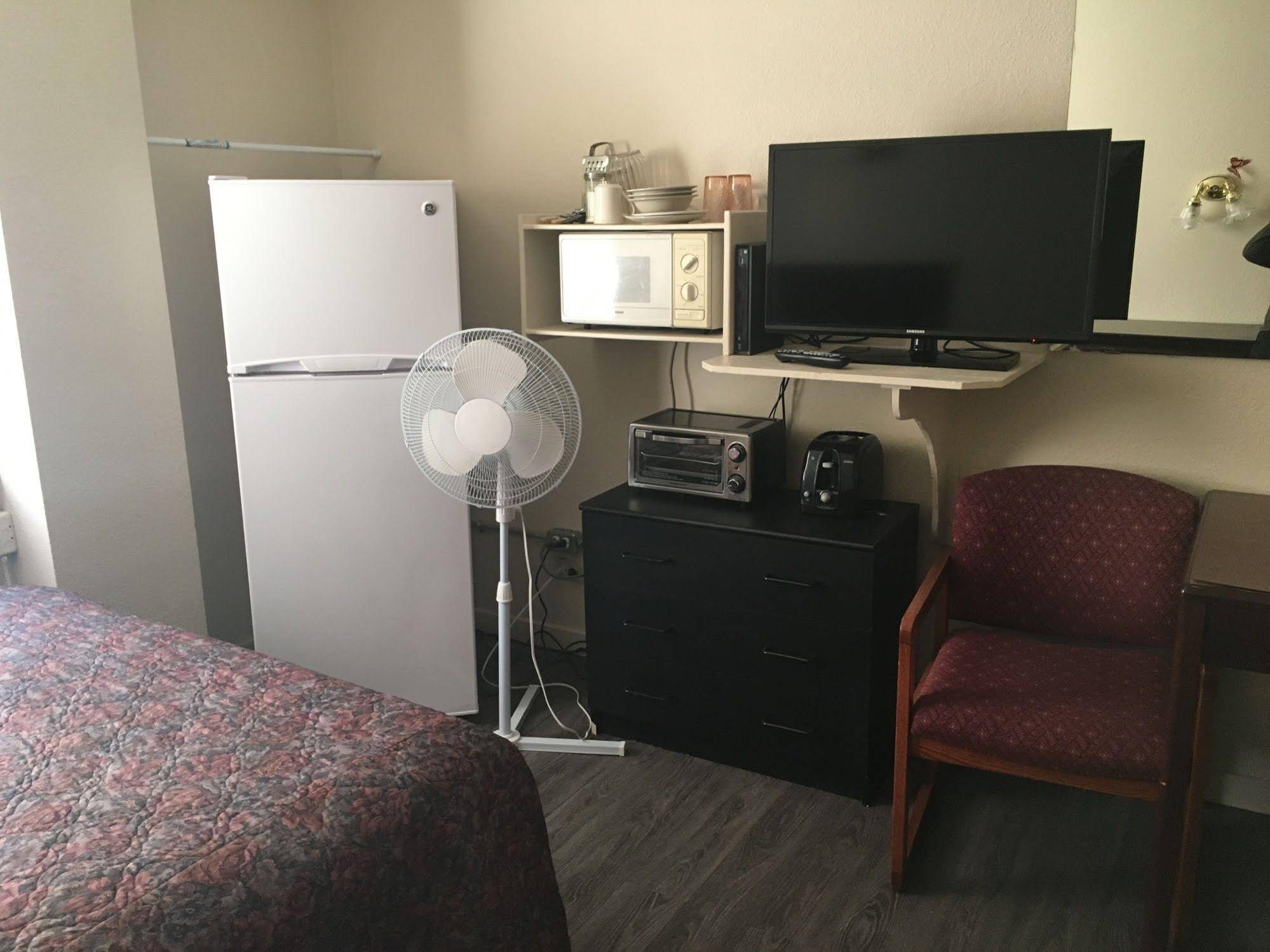Stettler Hotel