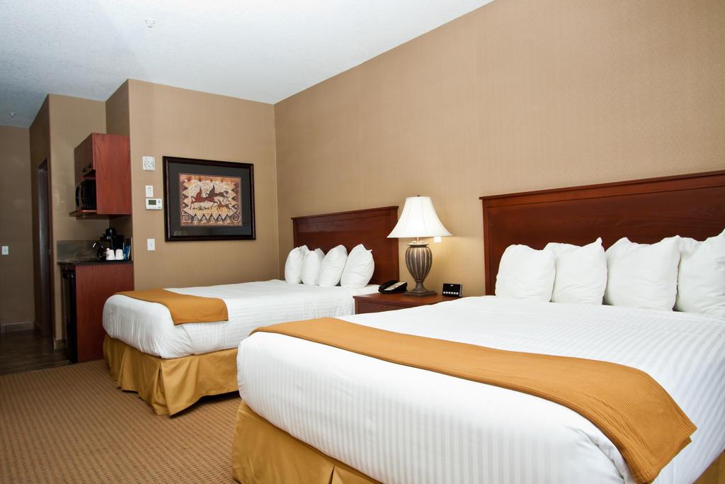 Days Inn & Suites by Wyndham Strathmore