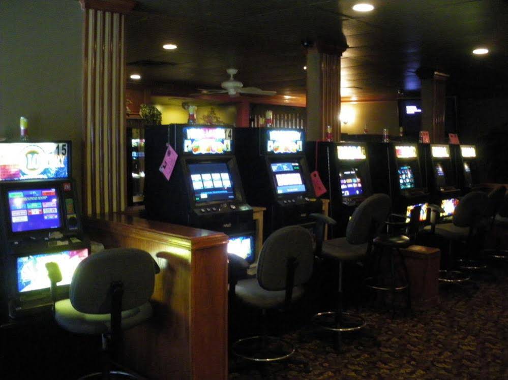 Sundre Motor Inn