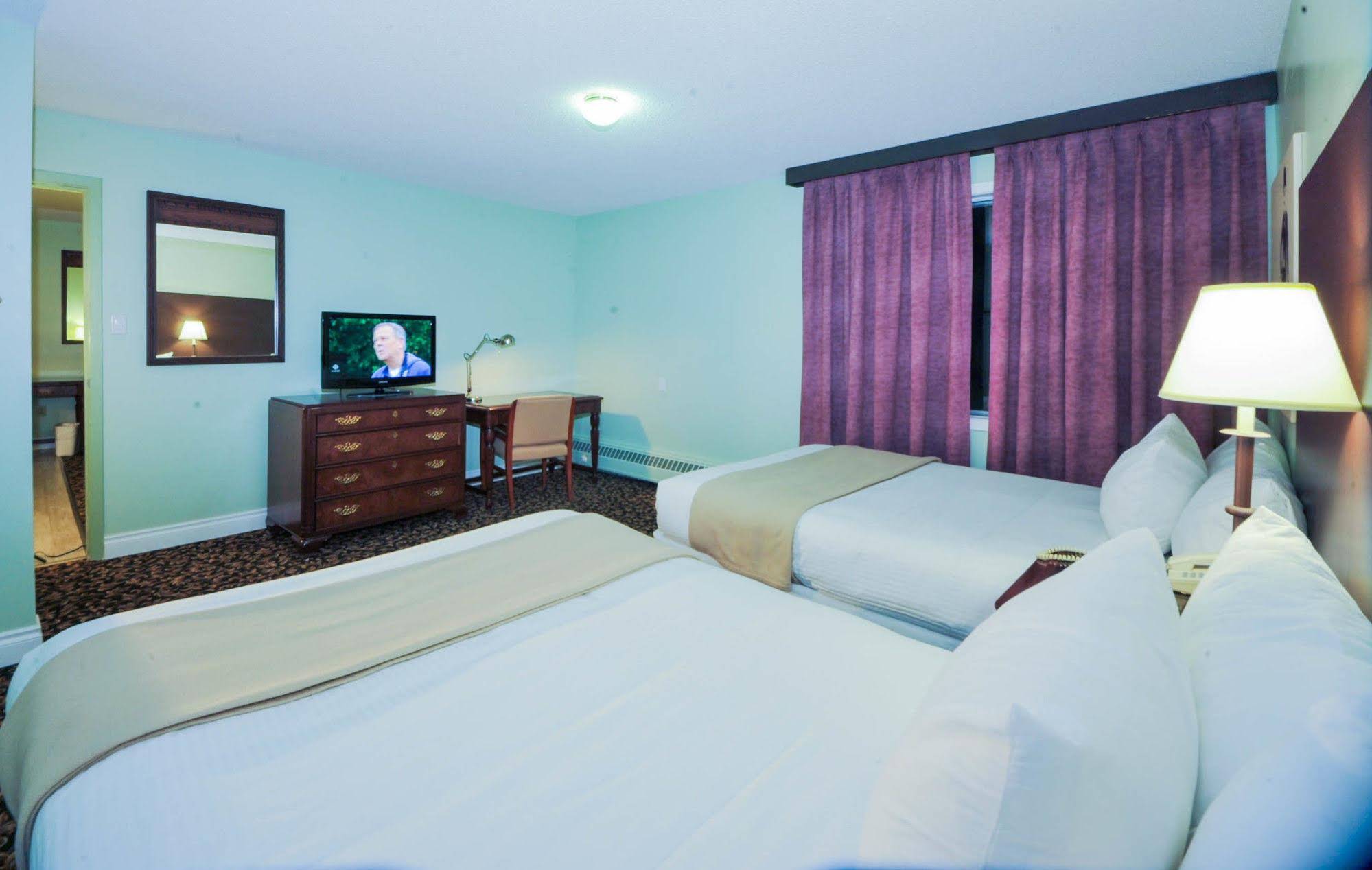 Cloud 9 Inn