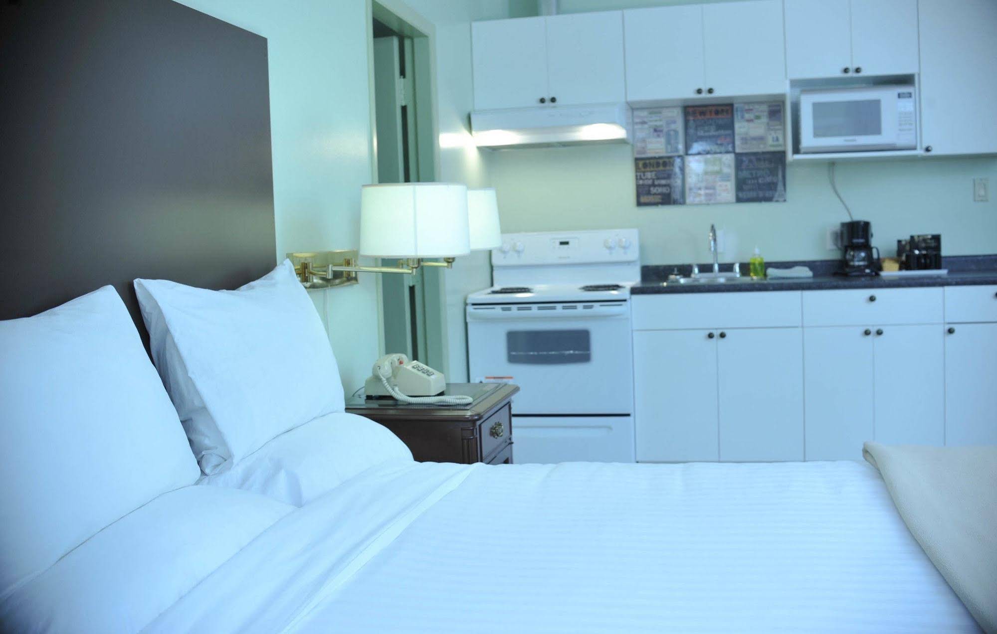 Cloud 9 Inn