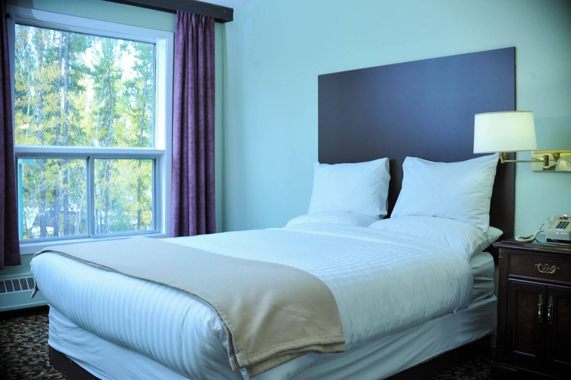 Cloud 9 Inn