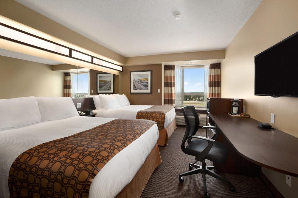 Microtel Inn & Suites by Wyndham Whitecourt