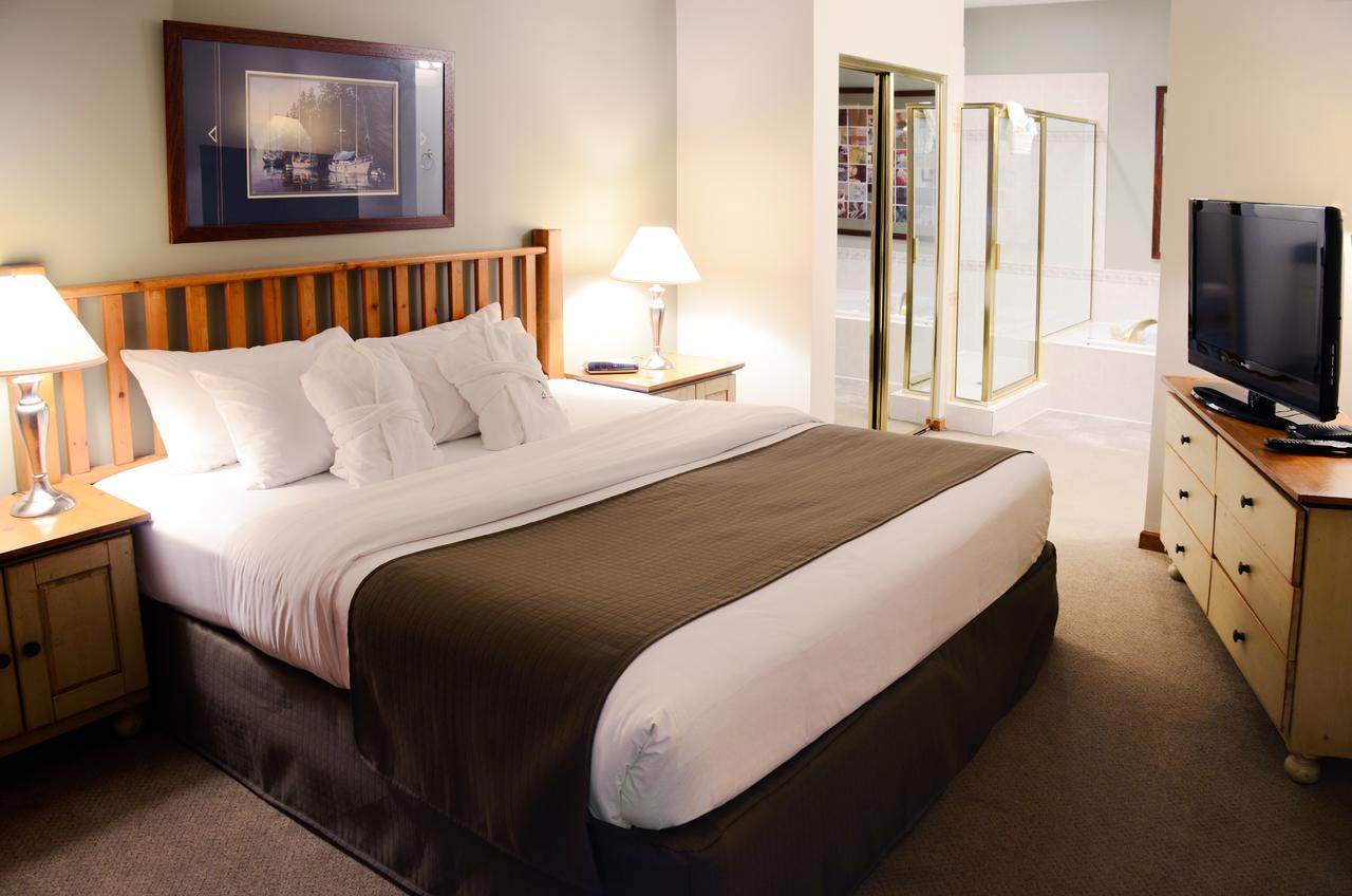 Twin Peaks Hotel Whistler