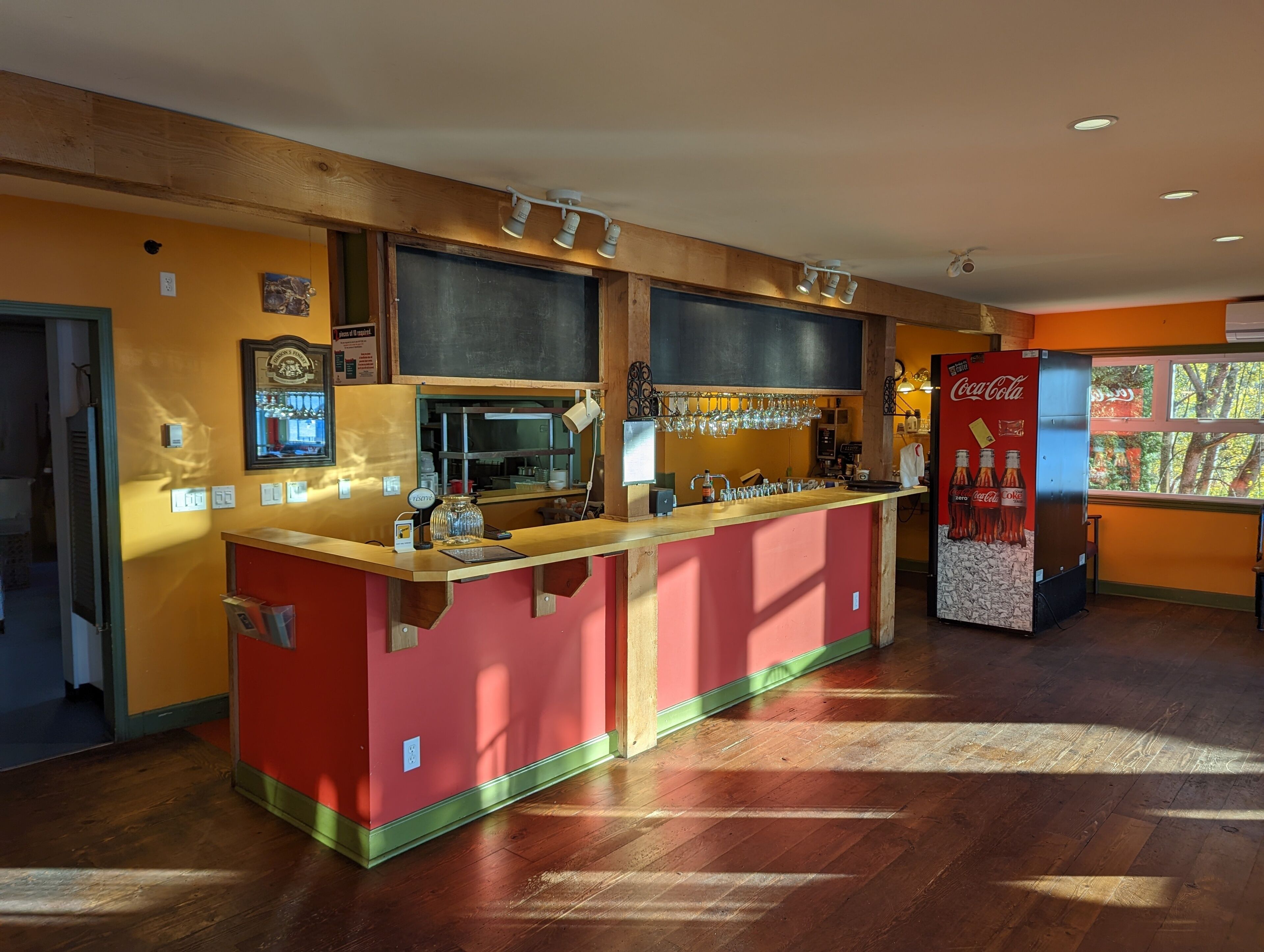 Gordie's Restaurant Lounge Inn