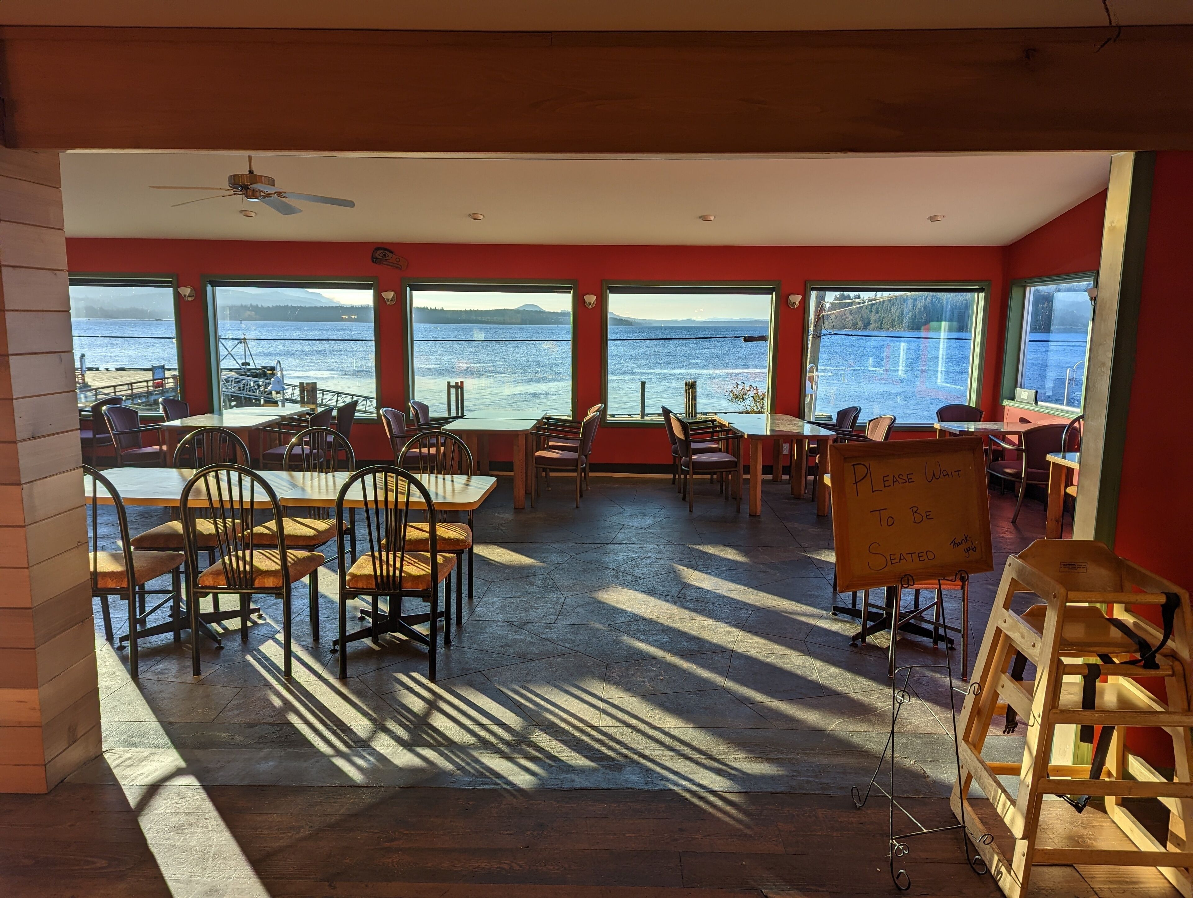 Gordie's Restaurant Lounge Inn
