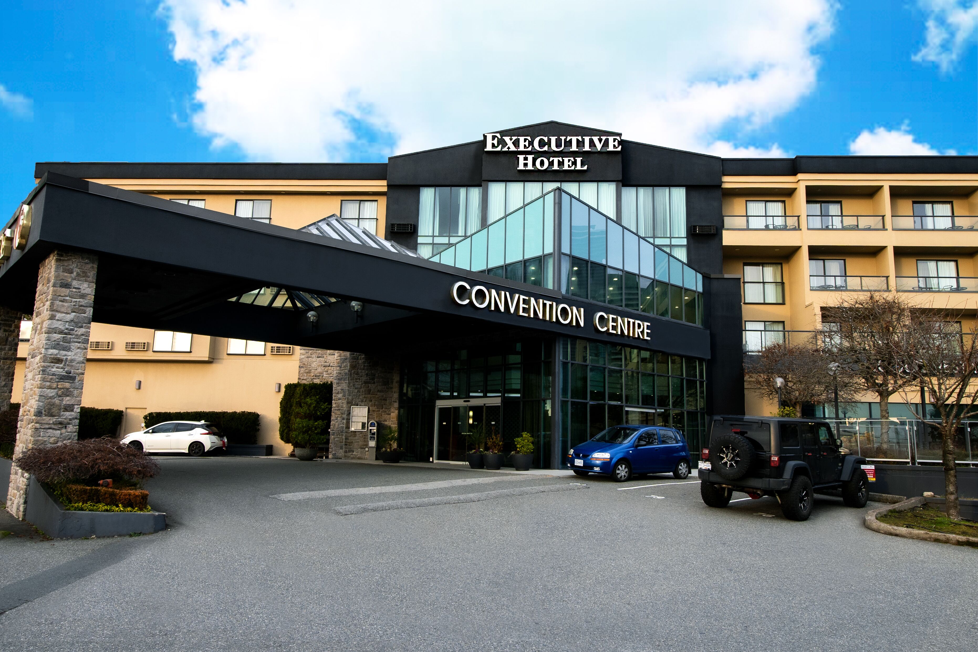 Executive Suites Hotel and Conference Center - Burnaby