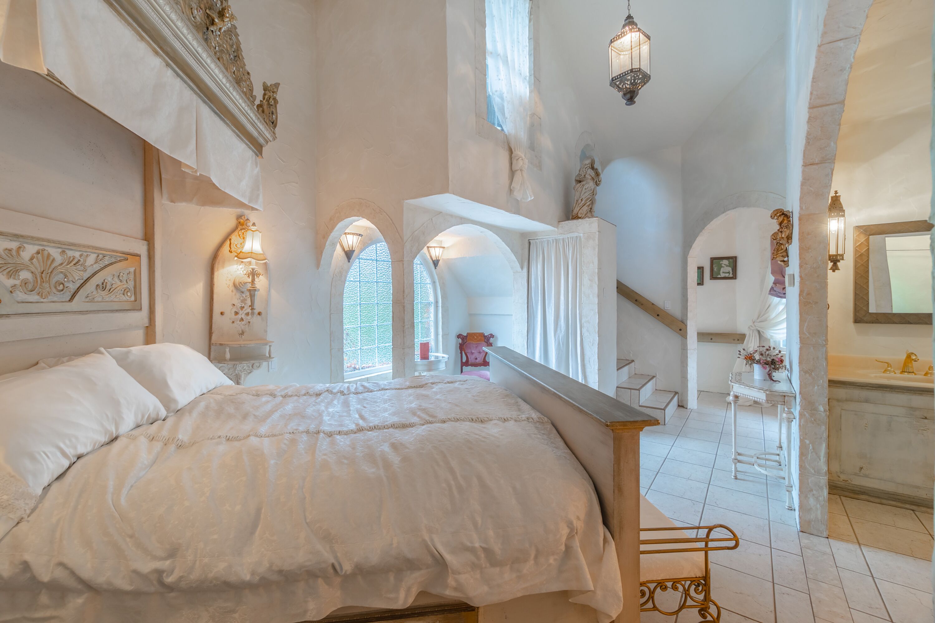 The Cottage and Castle