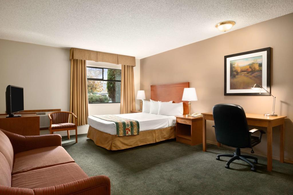 Travelodge Hotel by Wyndham Chilliwack