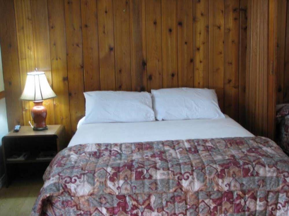 Park Lane Resort & Motel