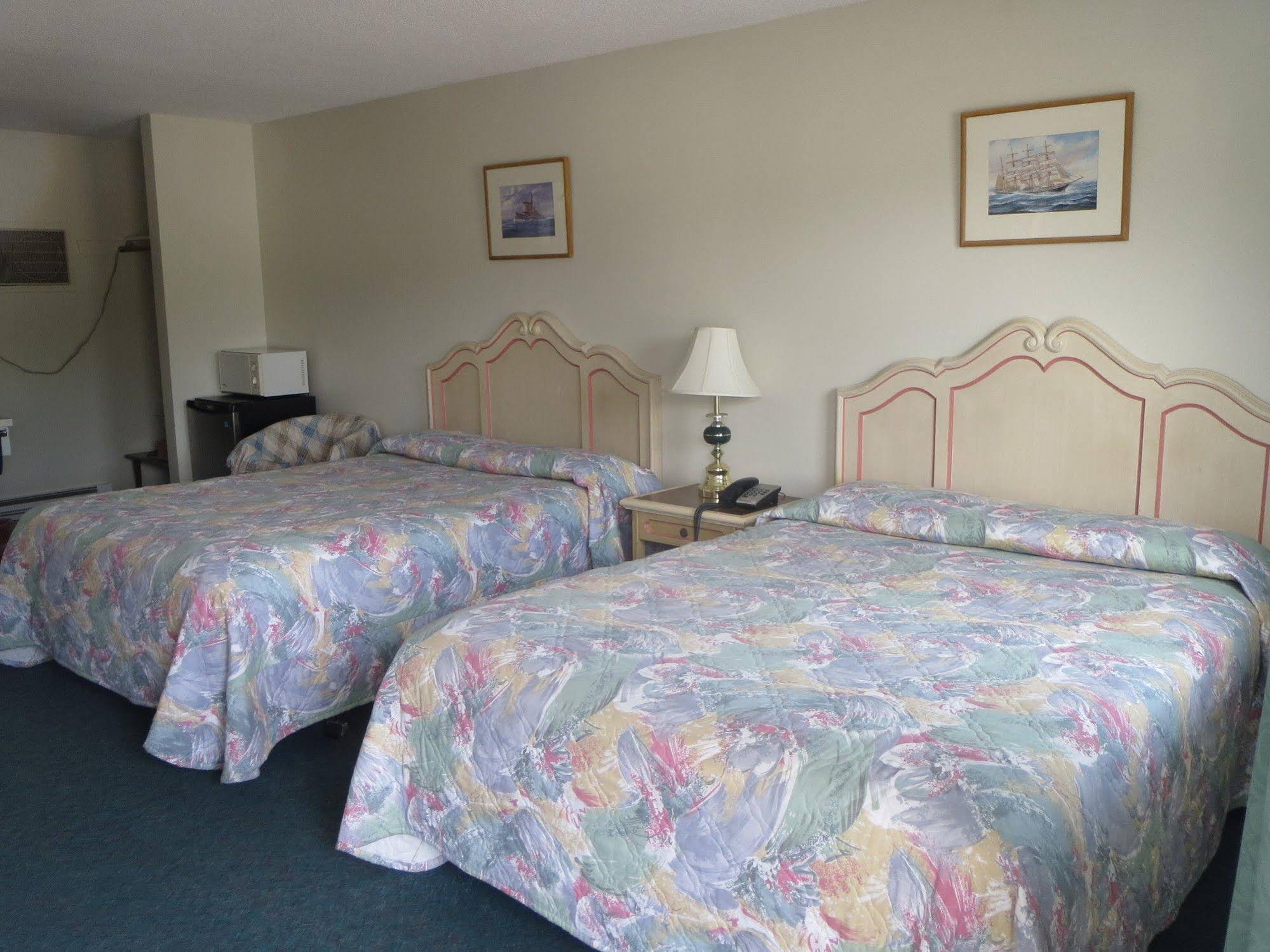 Round Up Motel