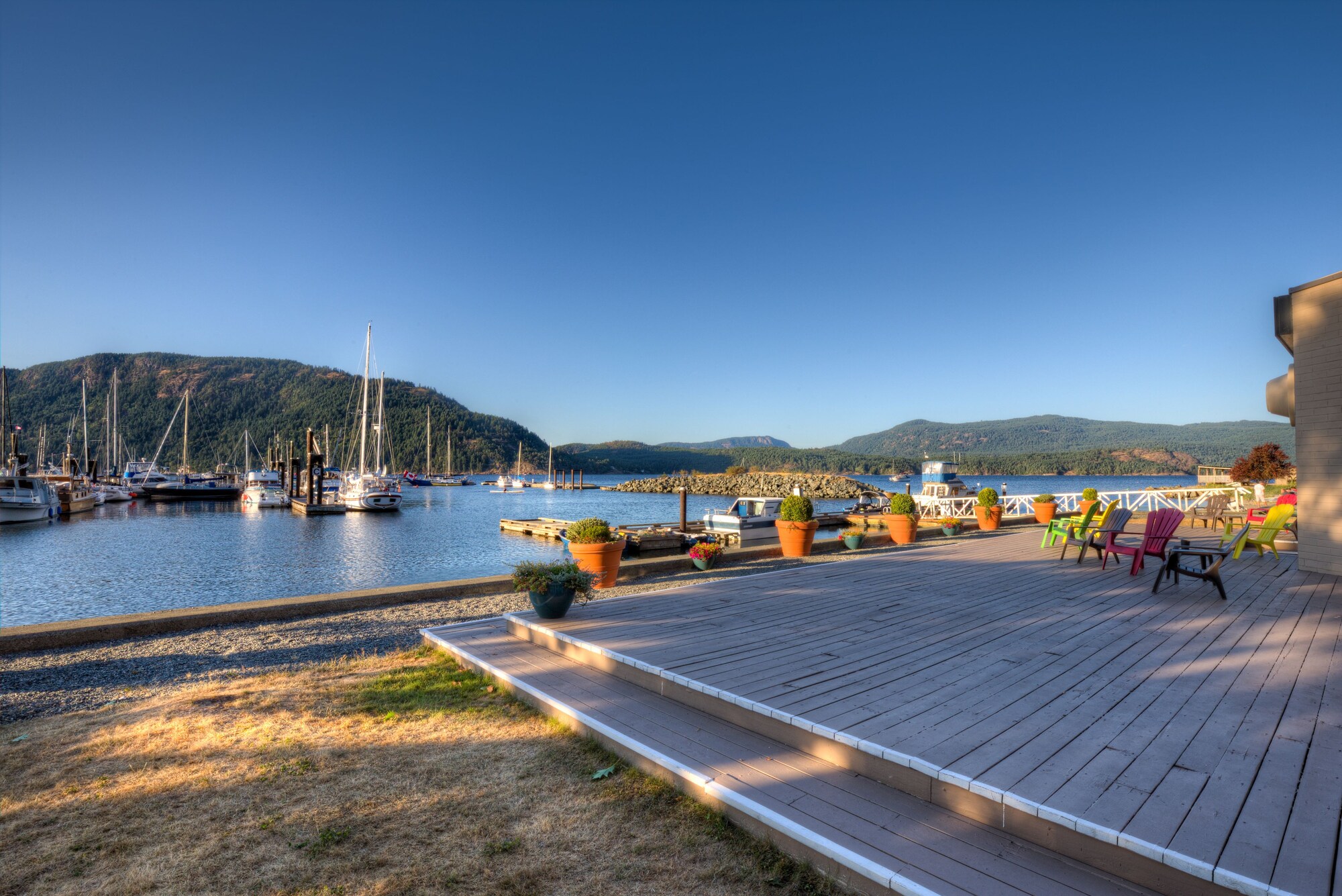 Oceanfront Suites At Cowichan Bay