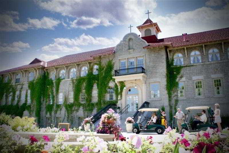 St. Eugene Golf Resort & Casino
