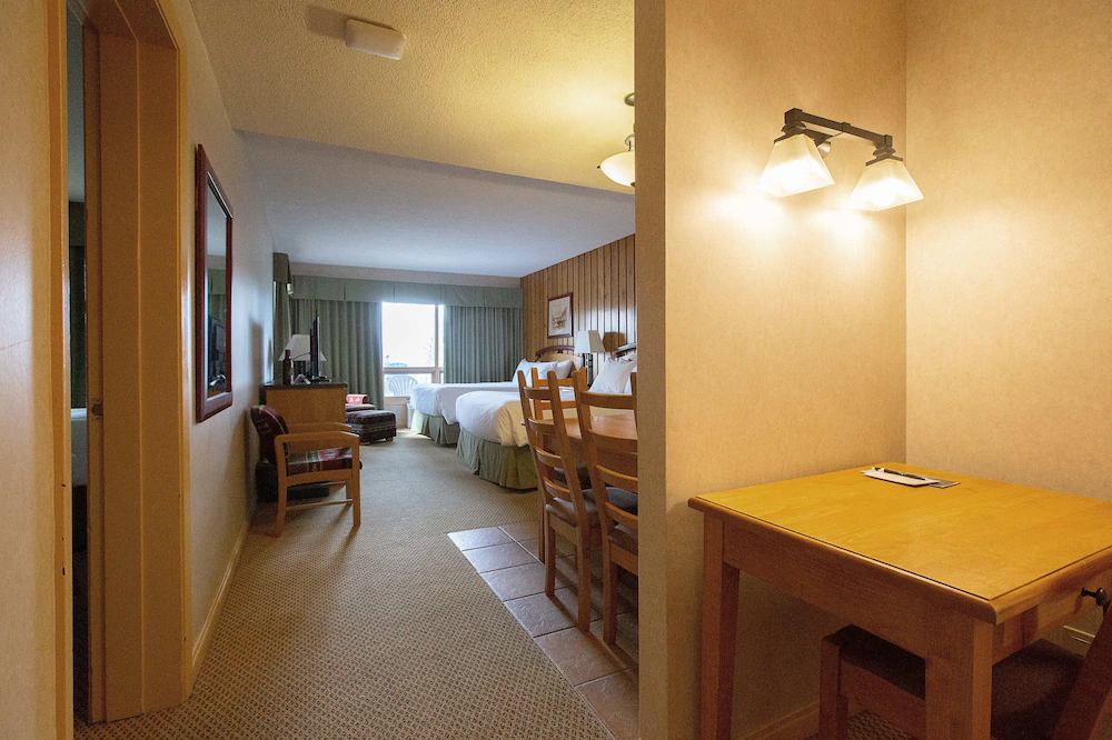 Fairmont Hot Springs Resort