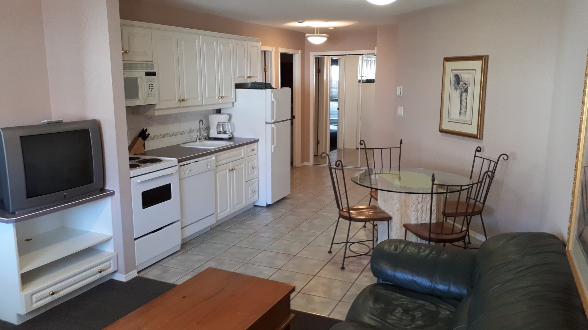 Mountain View Suites