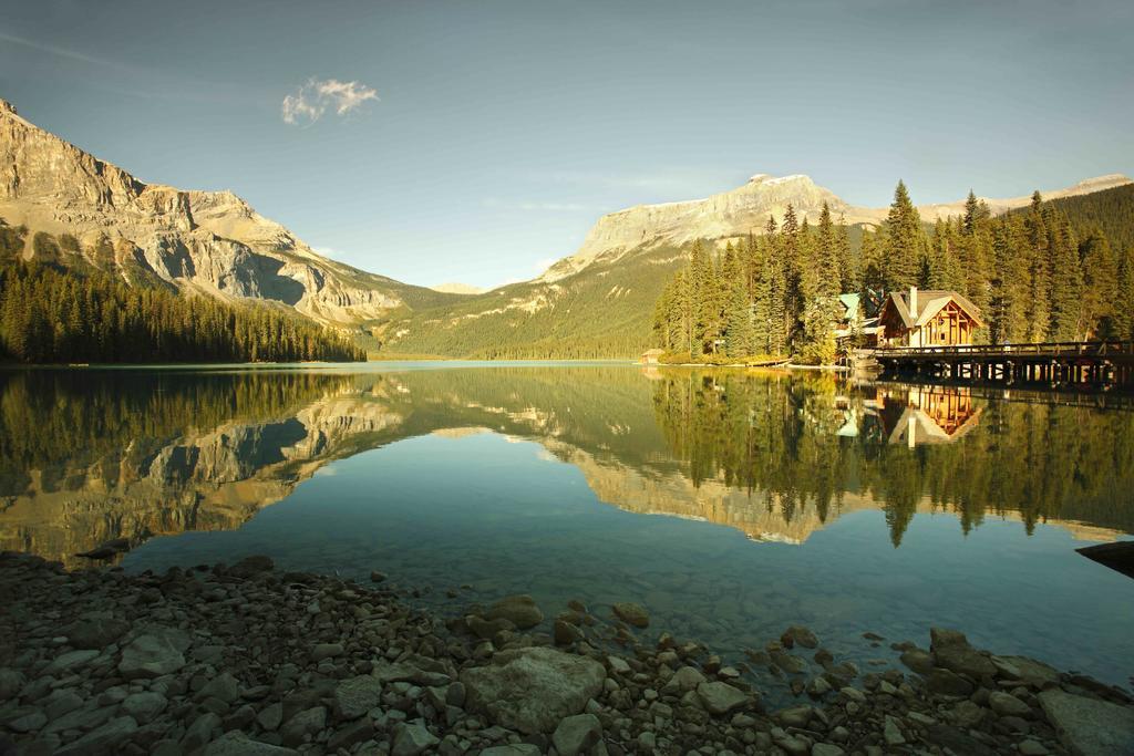 Emerald Lake Lodge
