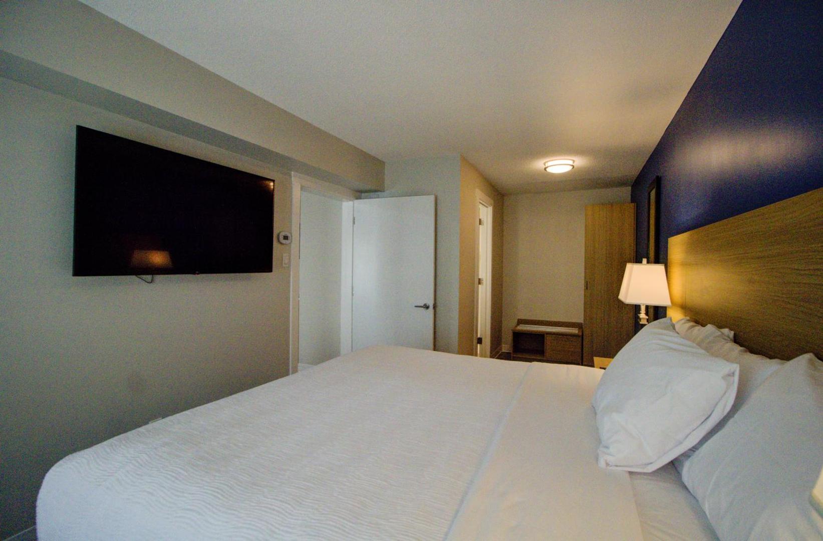 Baymont by Wyndham Gold River