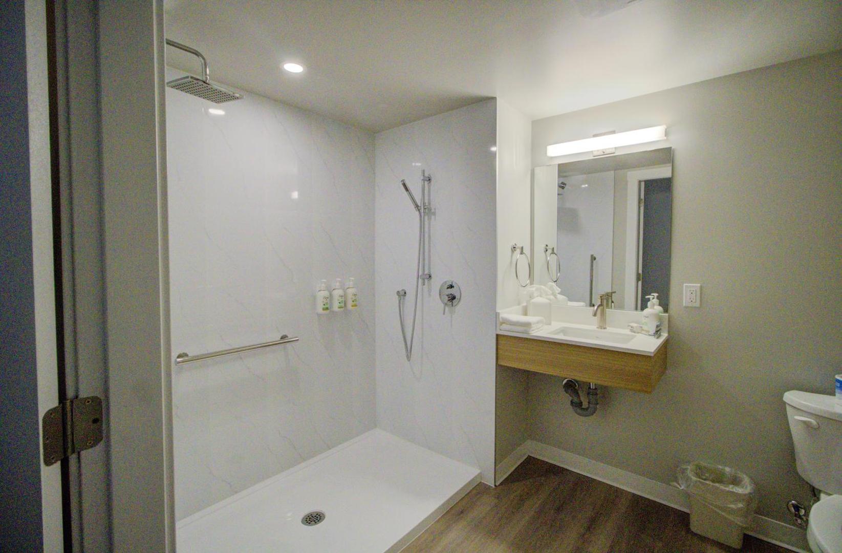 Baymont by Wyndham Gold River