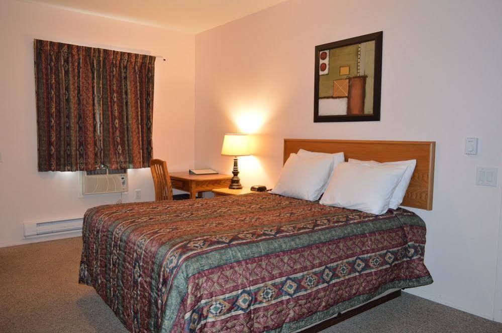 Western Traveller Motel