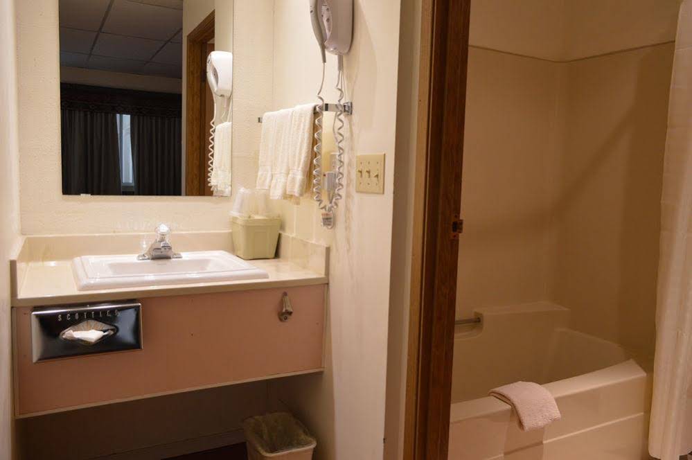 Western Traveller Motel