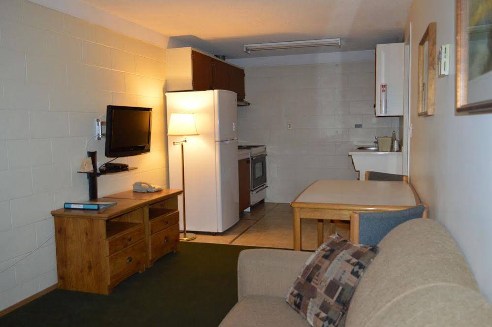 Western Traveller Motel