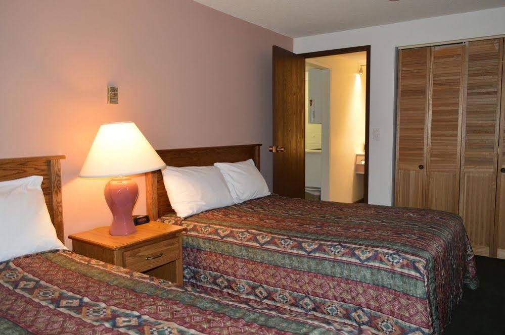 Western Traveller Motel