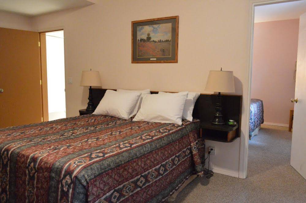 Western Traveller Motel