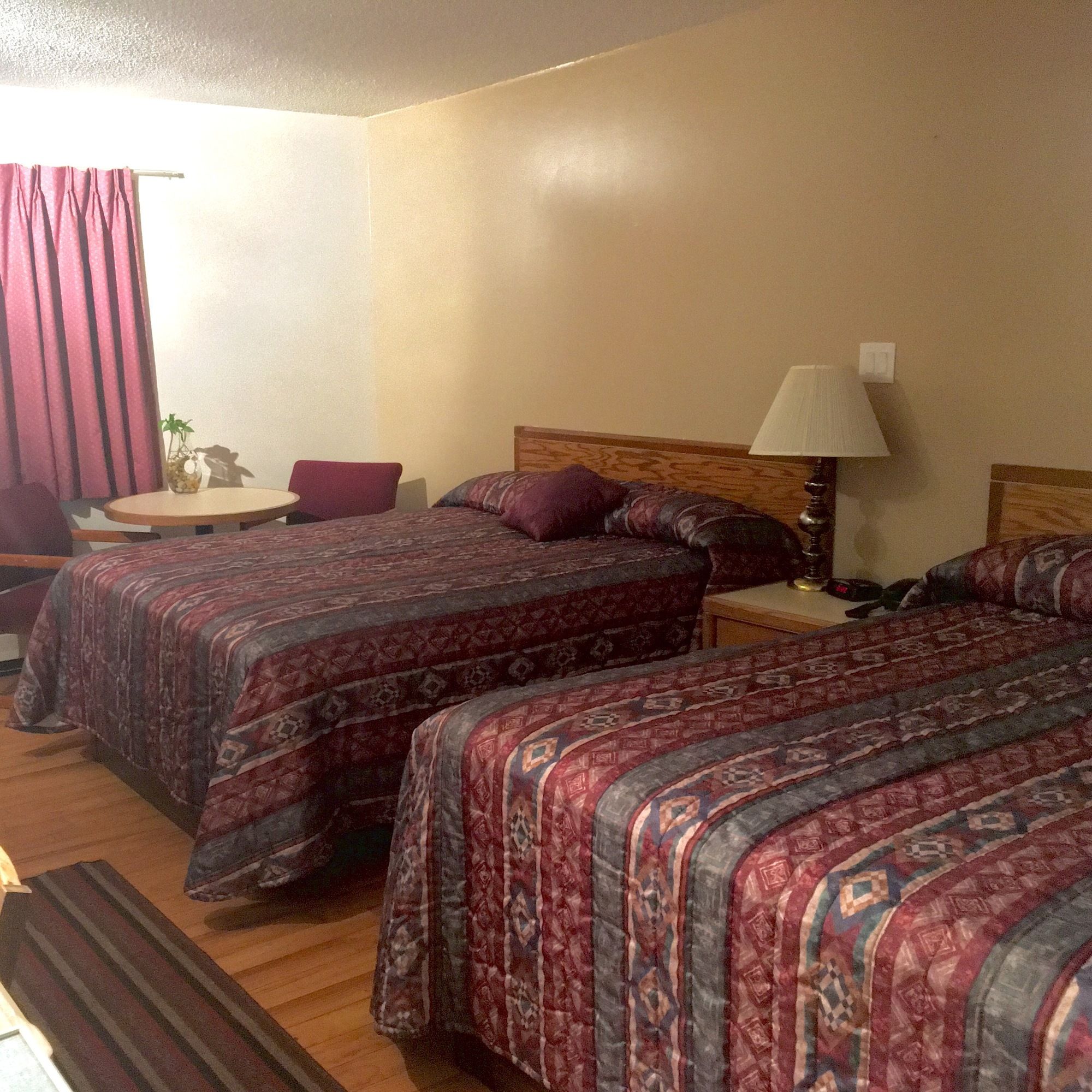 Slumber Lodge Motel