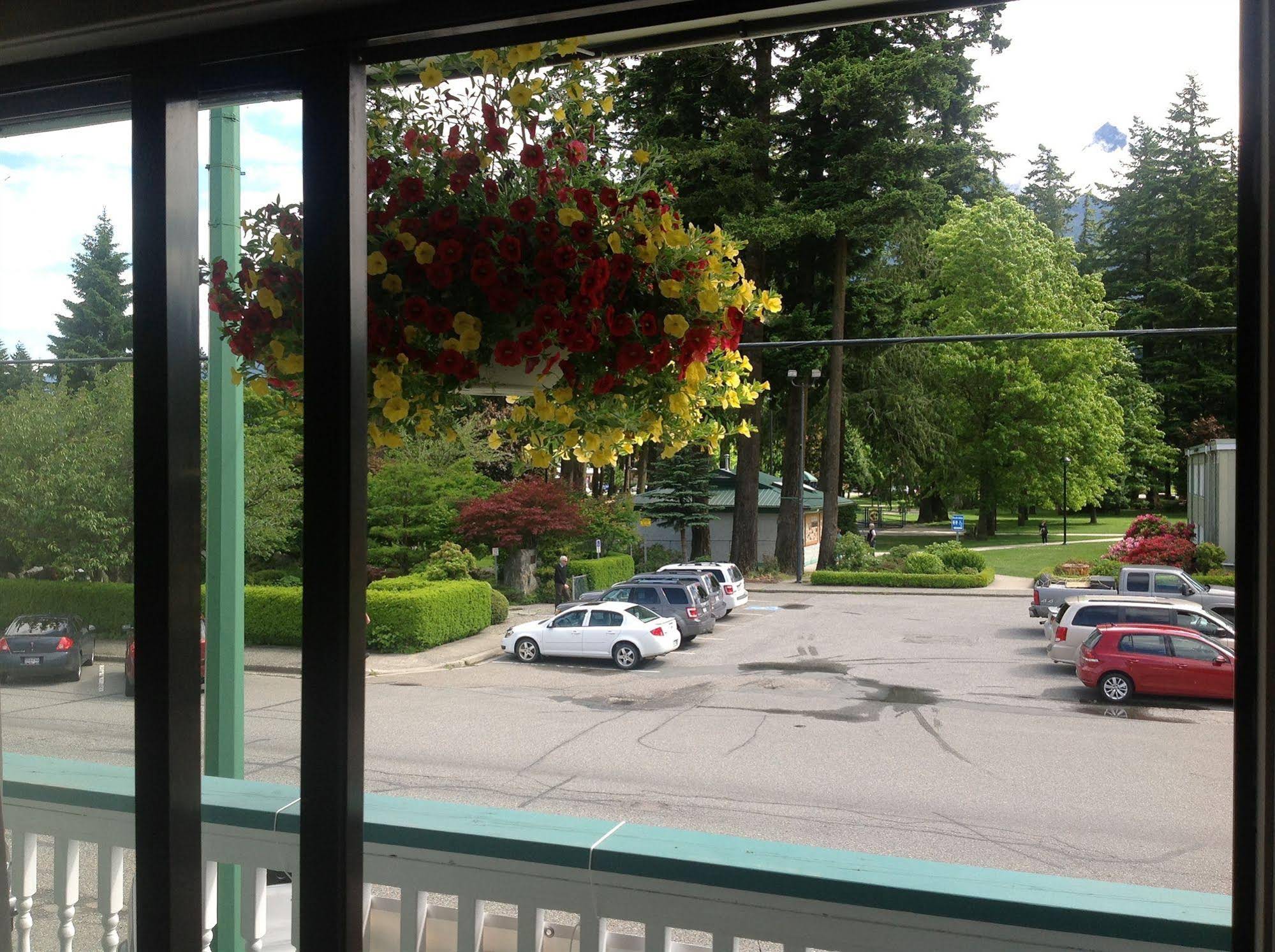 Windsor Motel