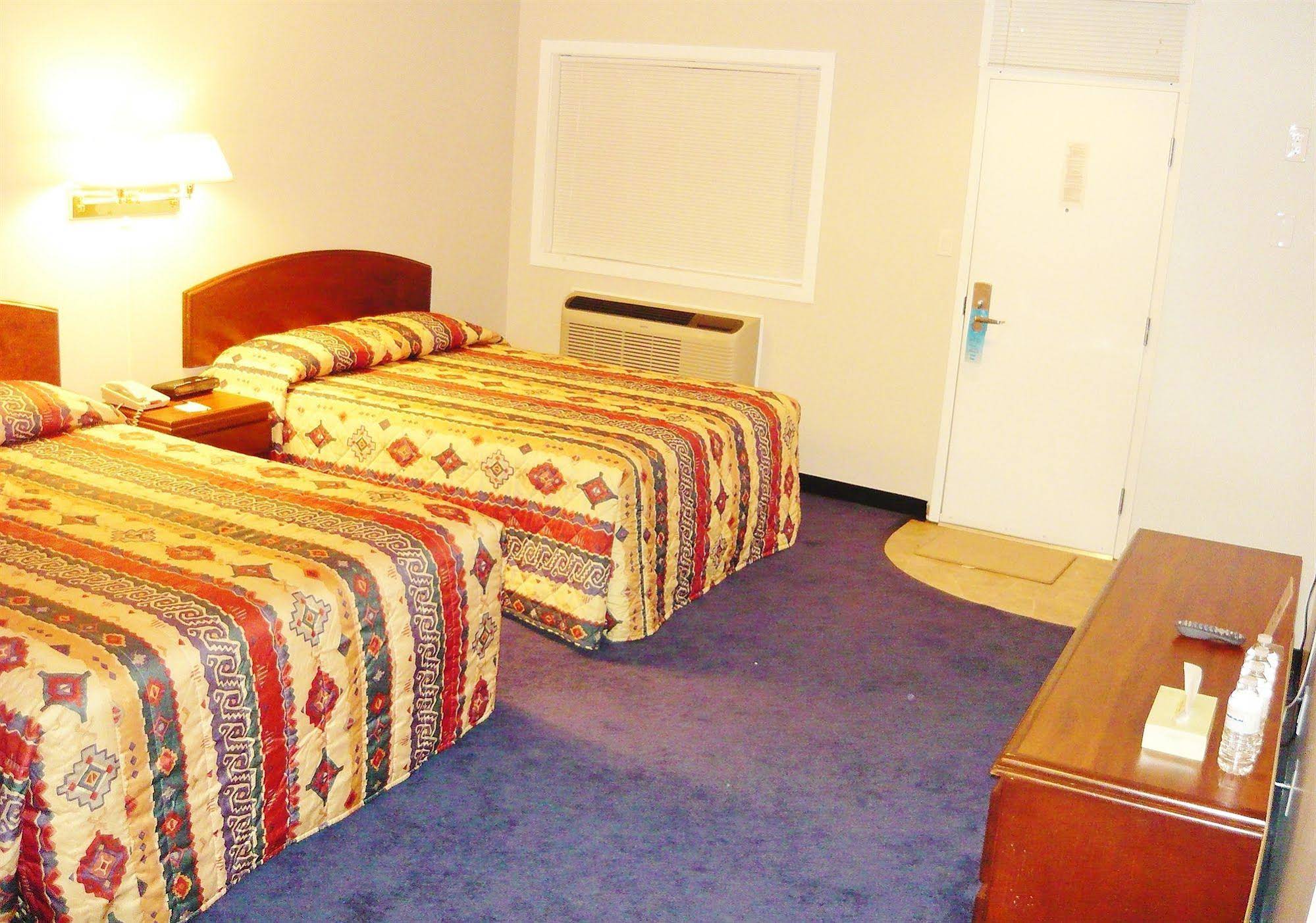 Canadas Best Value Inn & Suites Kamloops