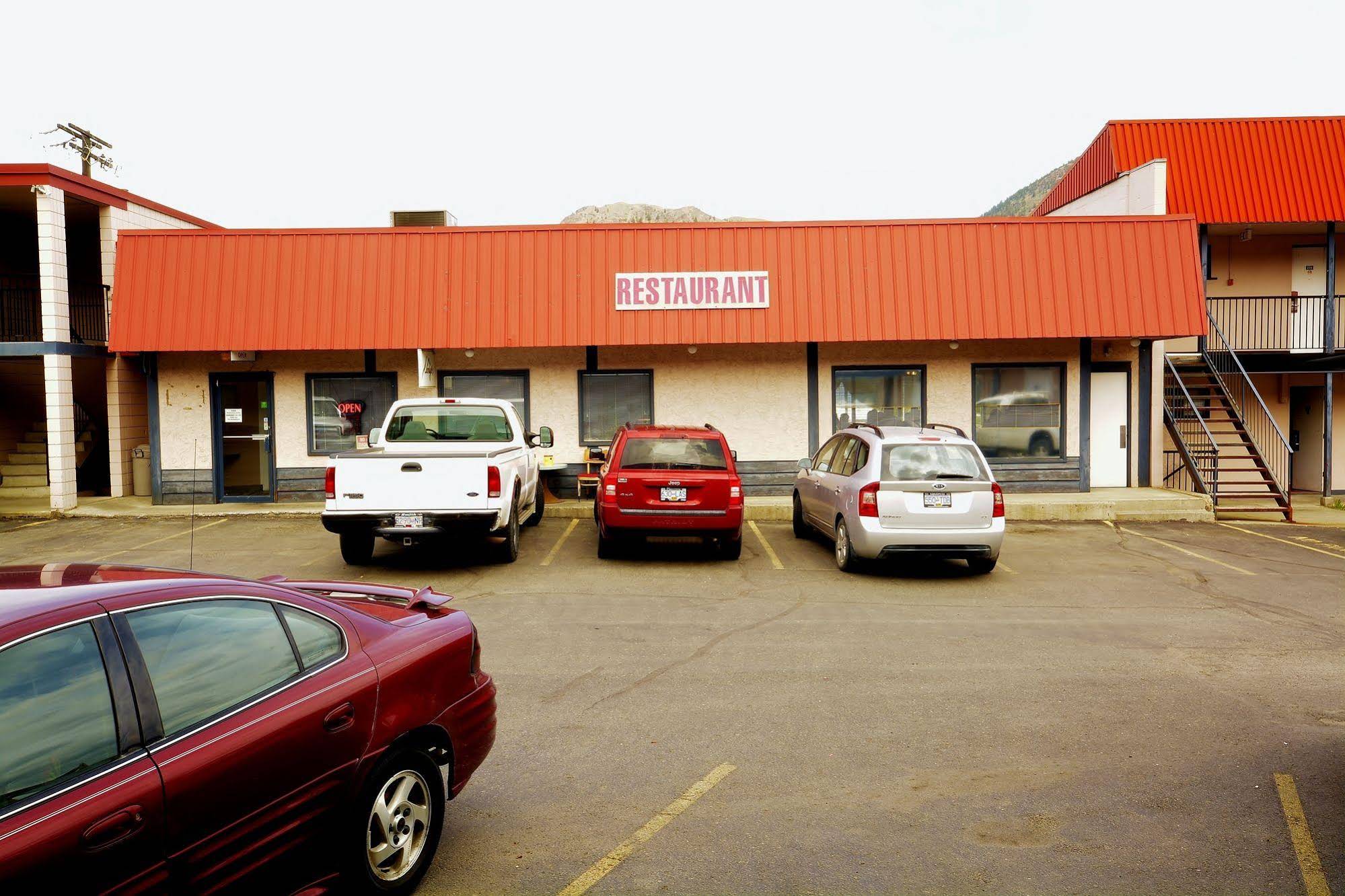 Canadas Best Value Inn & Suites Kamloops