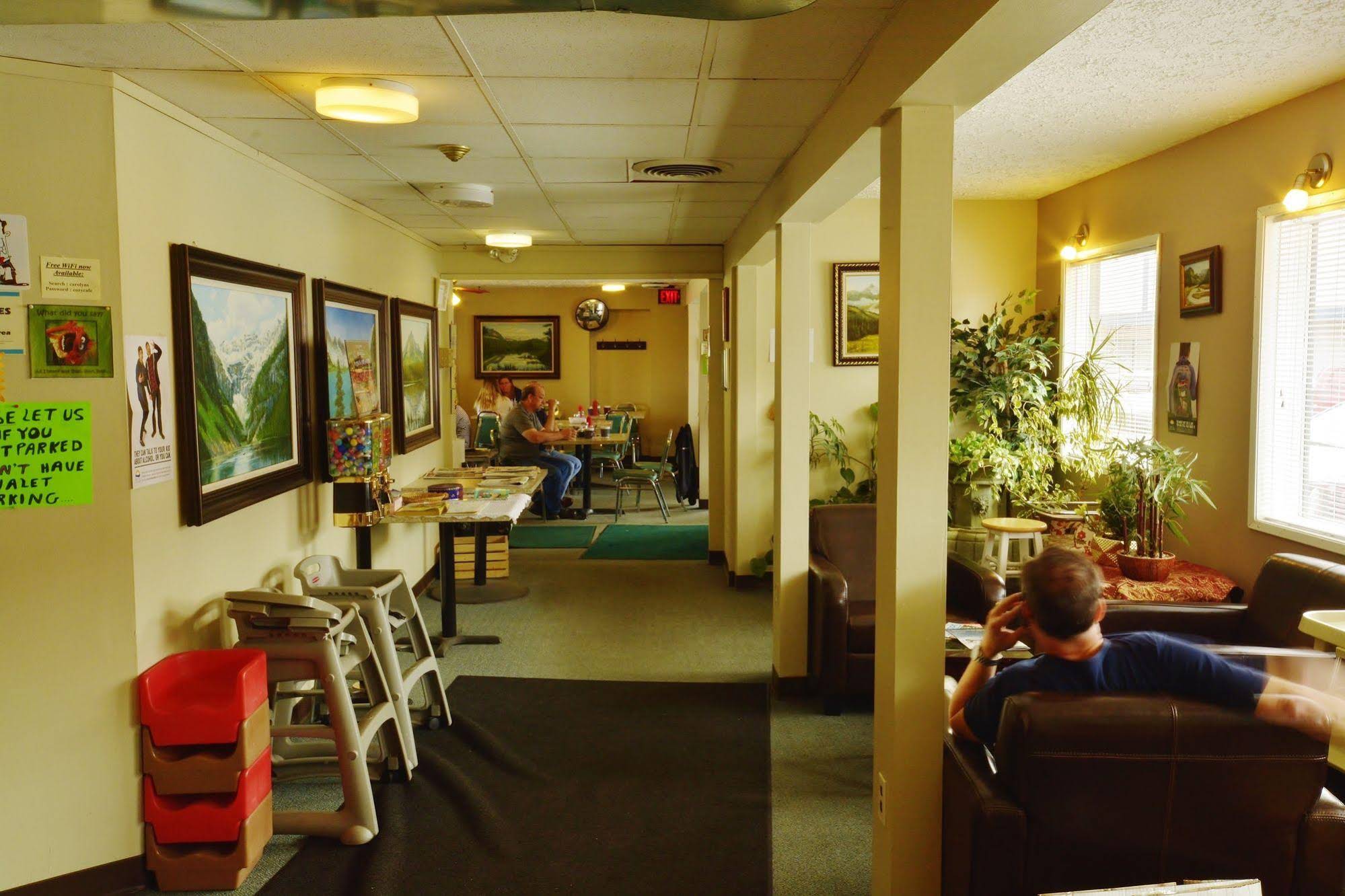Canadas Best Value Inn & Suites Kamloops