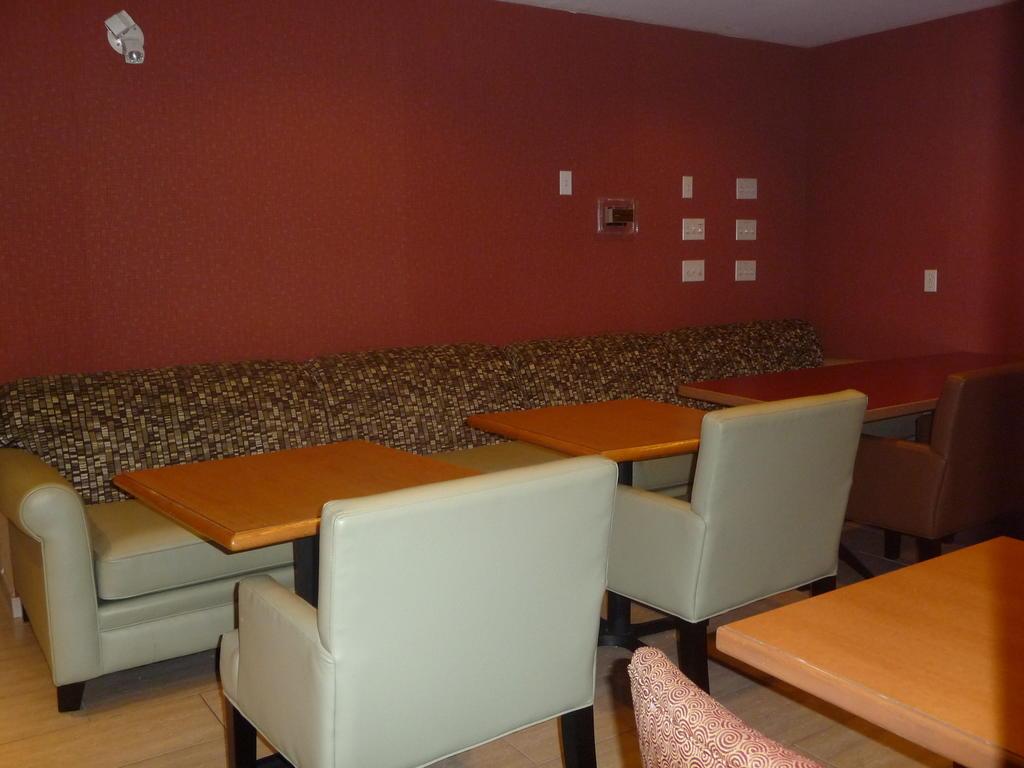 Prestige Hotel Kamloops