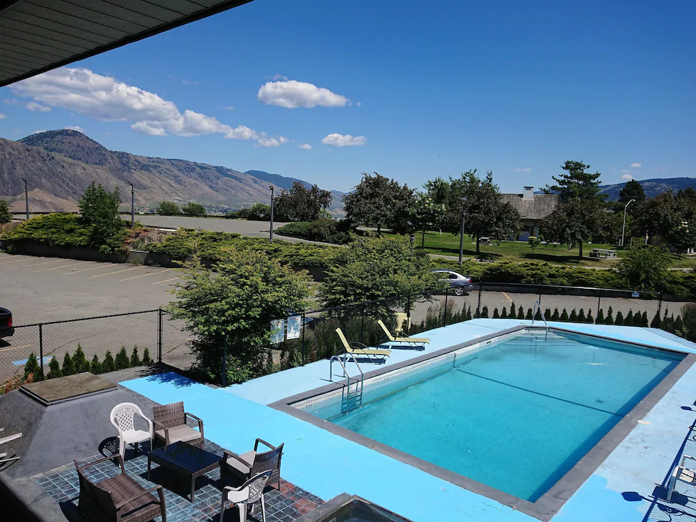 The Vista Inn