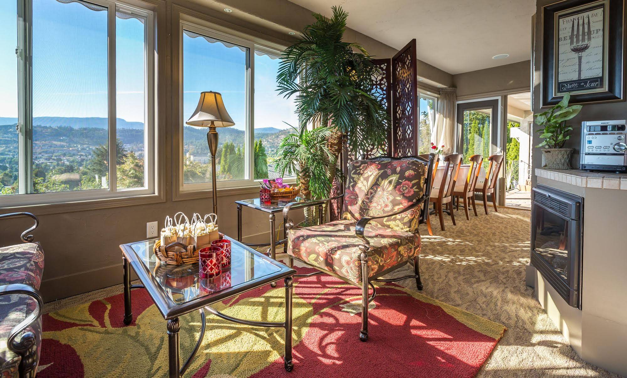 A Vista Villa Couples Retreat