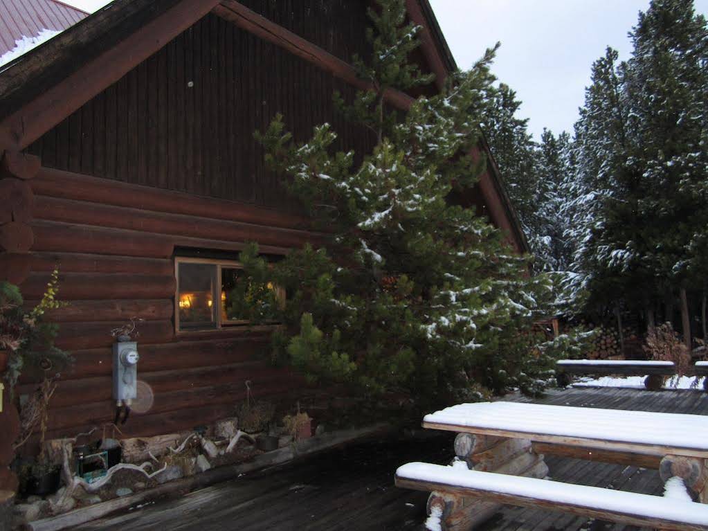 Clearwater Lake Lodge