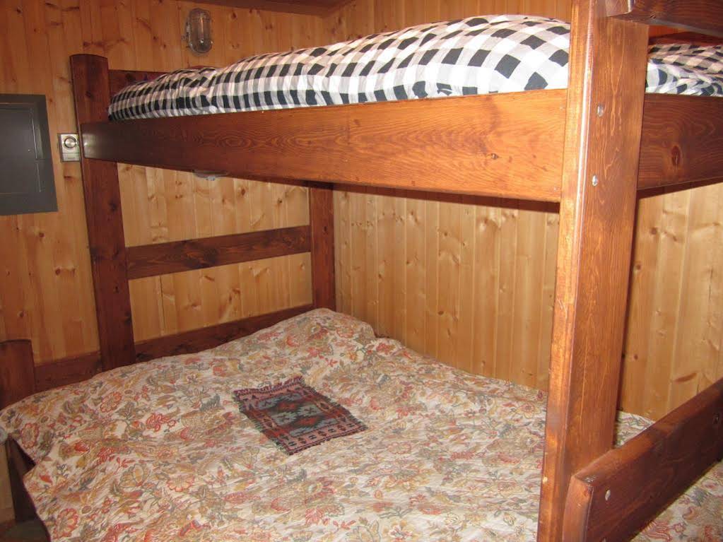 Clearwater Lake Lodge