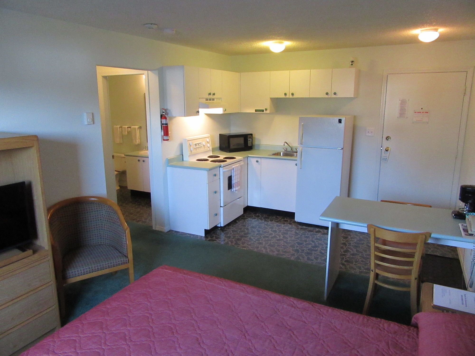 Lake Cowichan Lodge