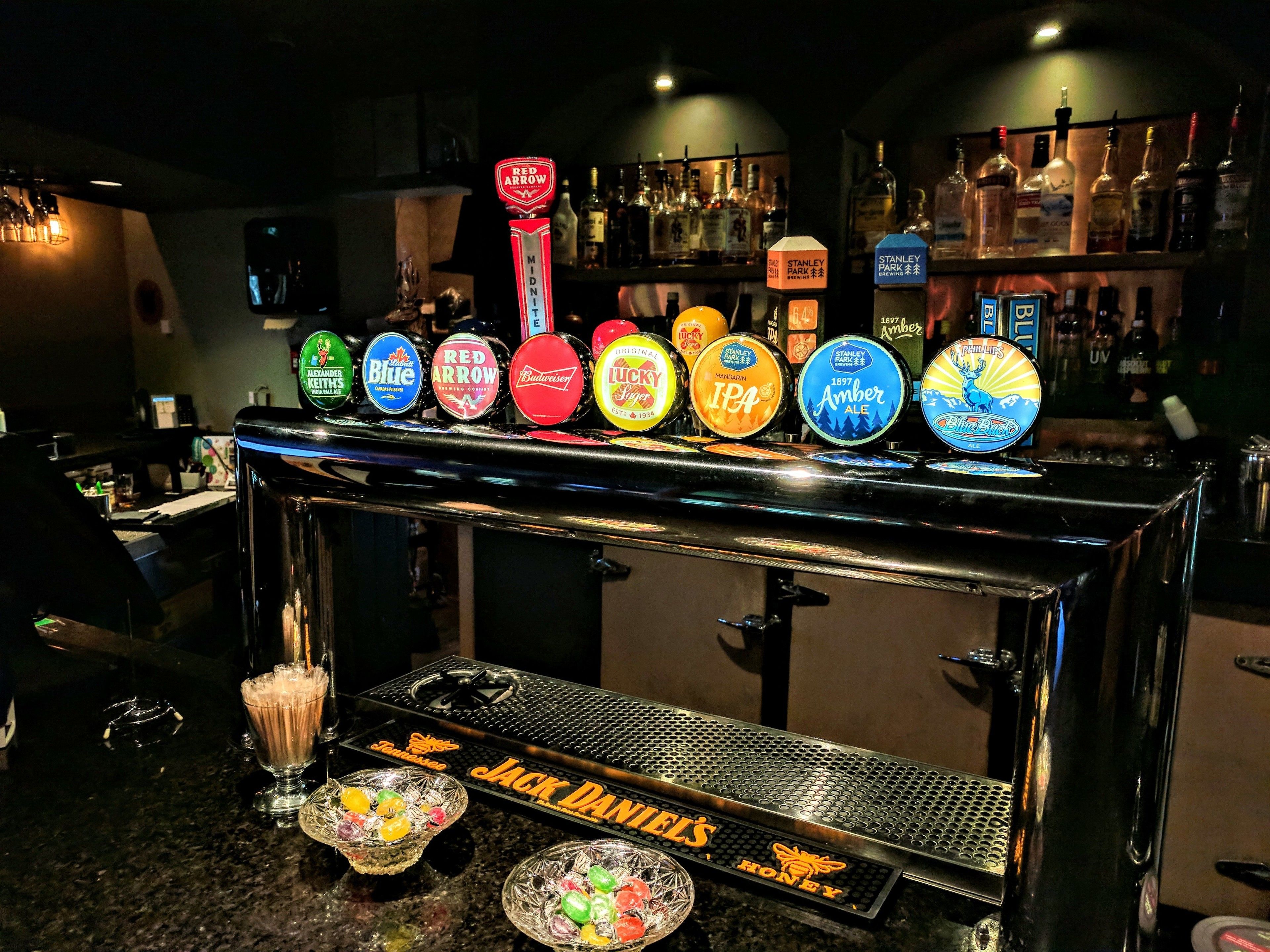 Riverside Inn