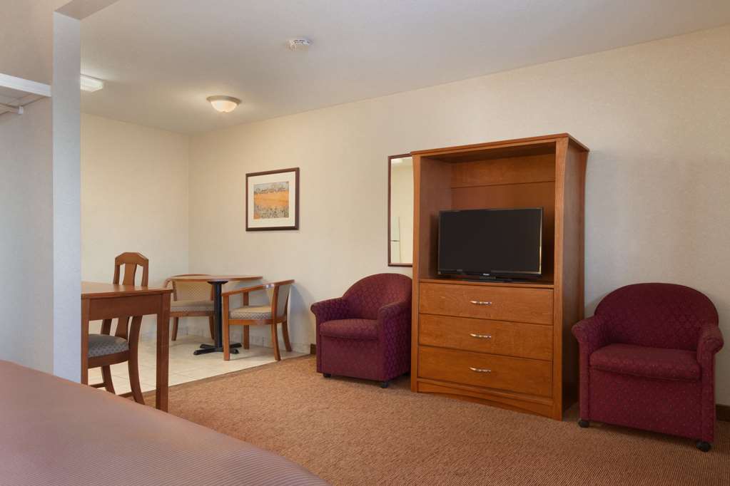 Travelodge by Wyndham Langley