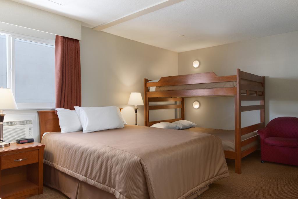 Travelodge by Wyndham Langley