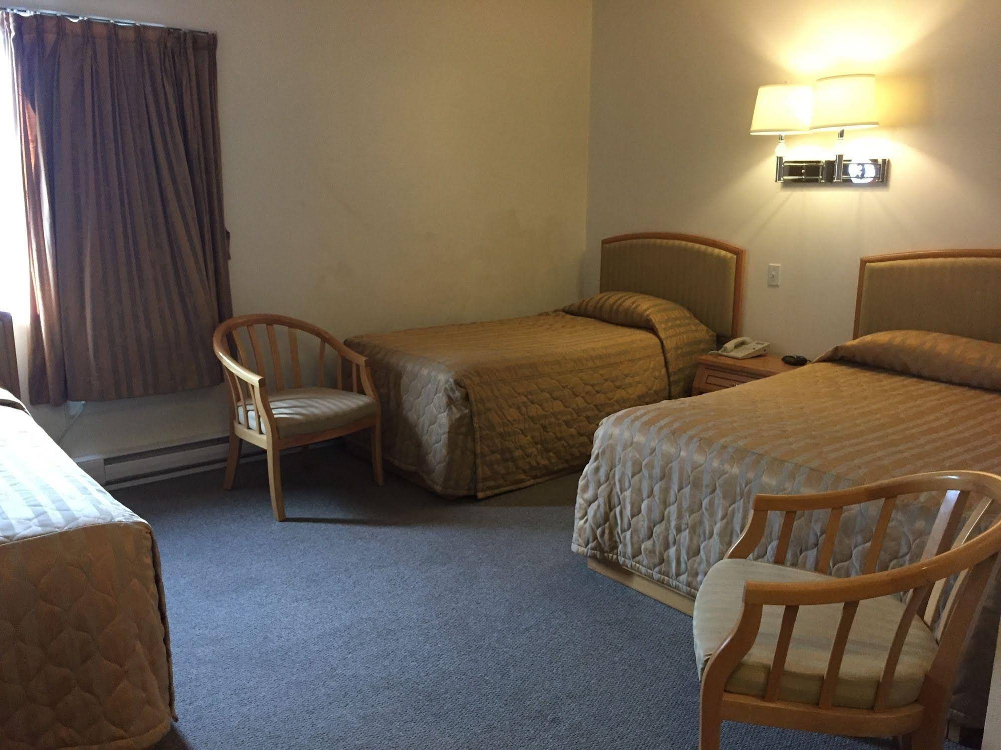 Hotel DeOro