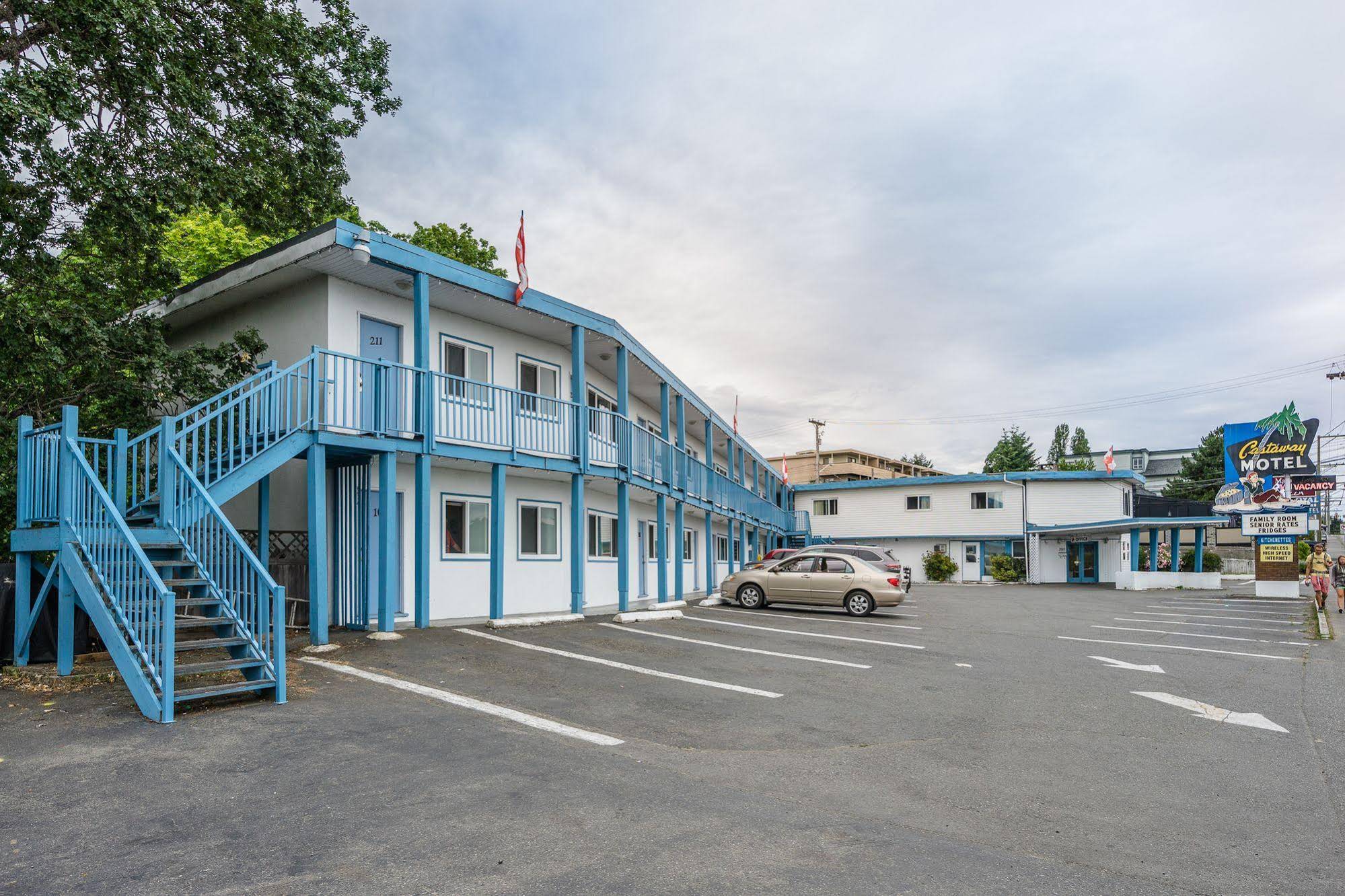 Castaway Motel