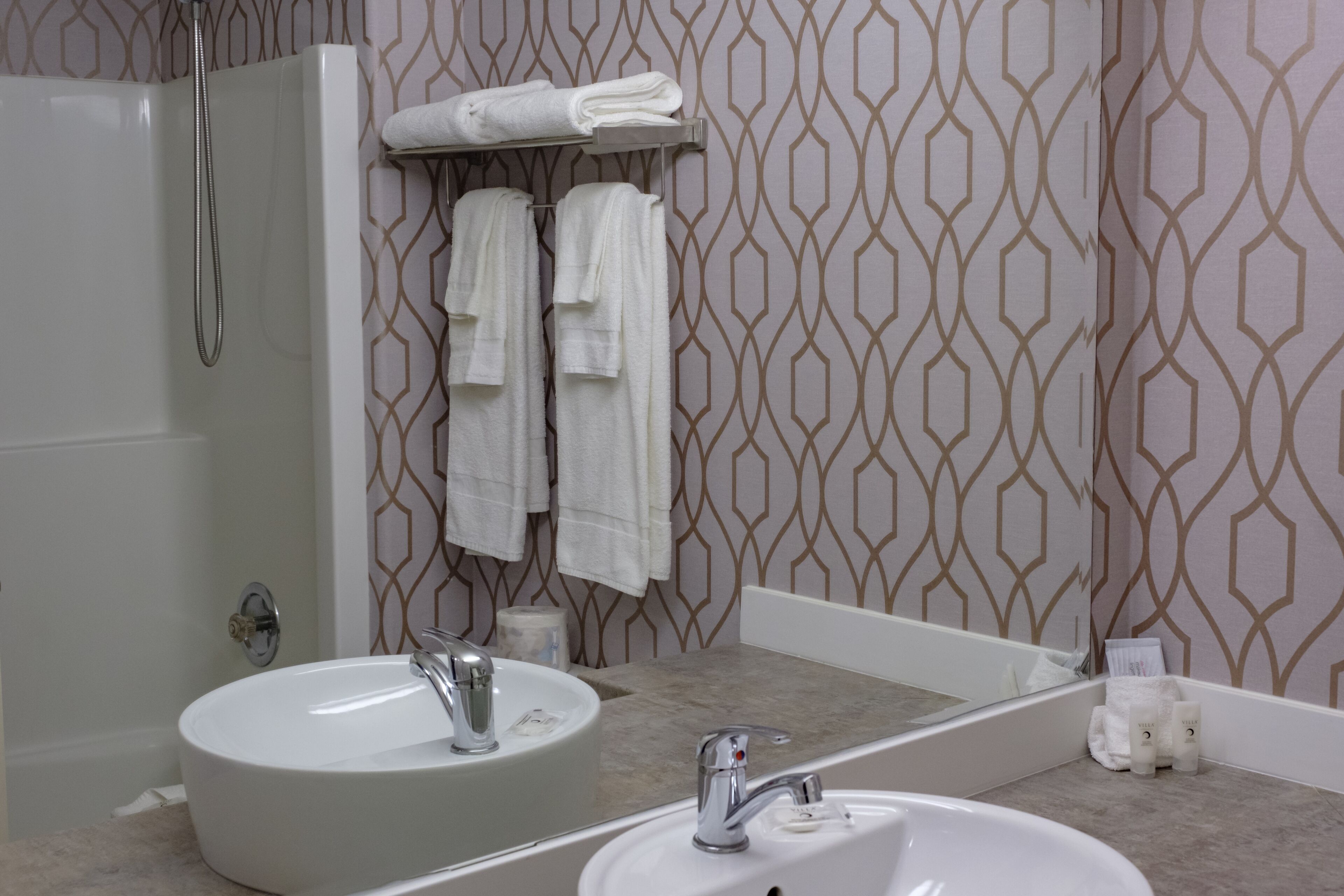 Coast Parksville Hotel