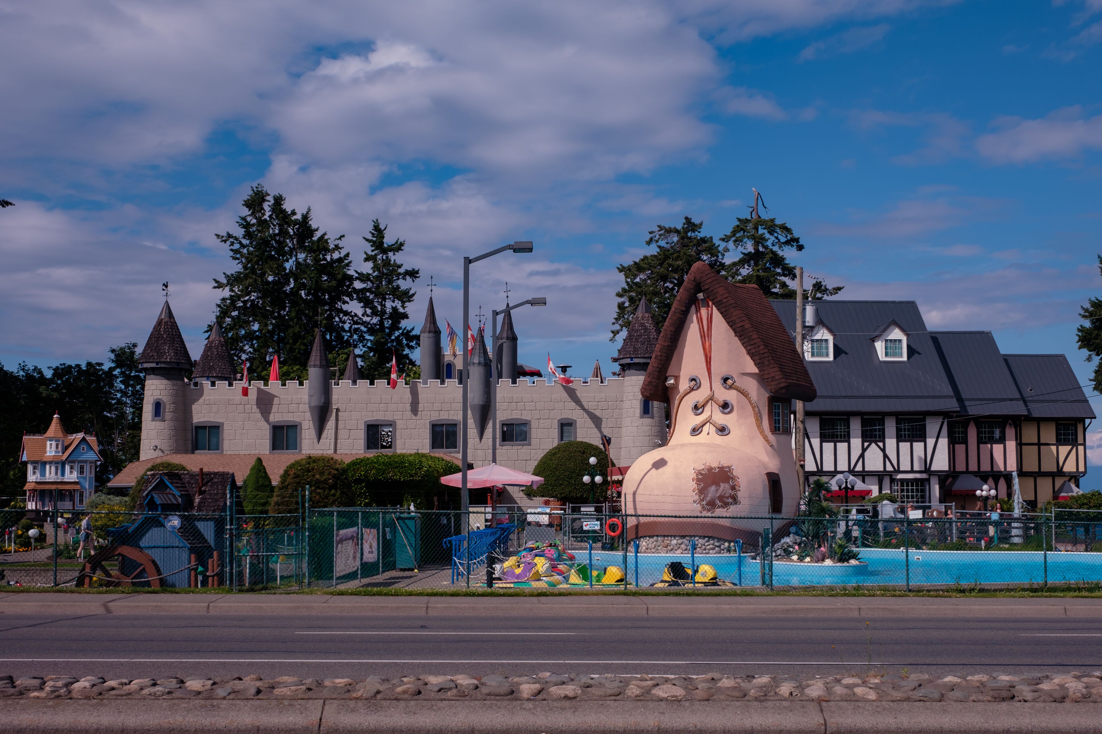 Coast Parksville Hotel